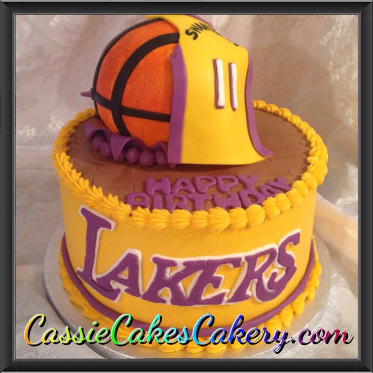 Lakers Cake