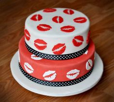 Lips Birthday Cake