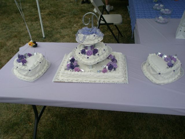 Wedding Cakes with Columns