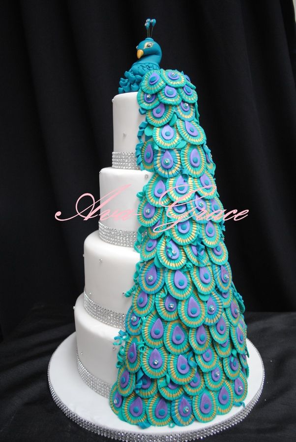 Amazing Peacock Wedding Cake