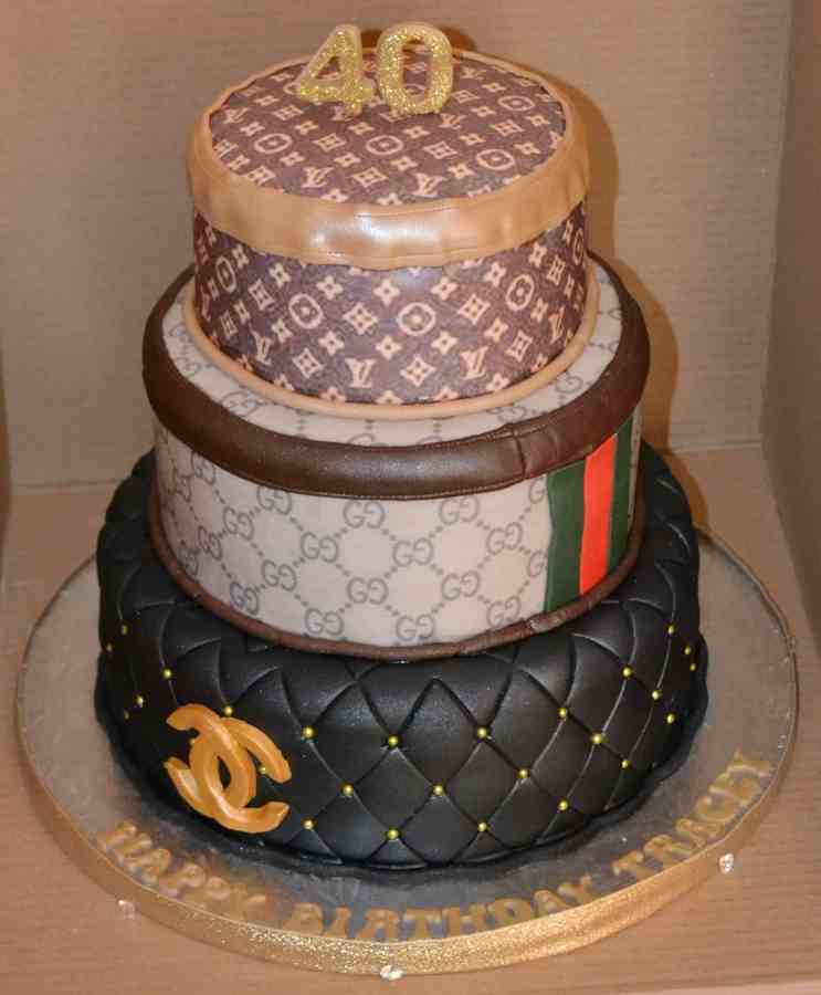 9 Louis Vuitton Men Birthday Cakes Photo Louis Vuitton Birthday Cake Louis Vuitton Birthday Cake And Fashion Designer Birthday Cake Snackncake
