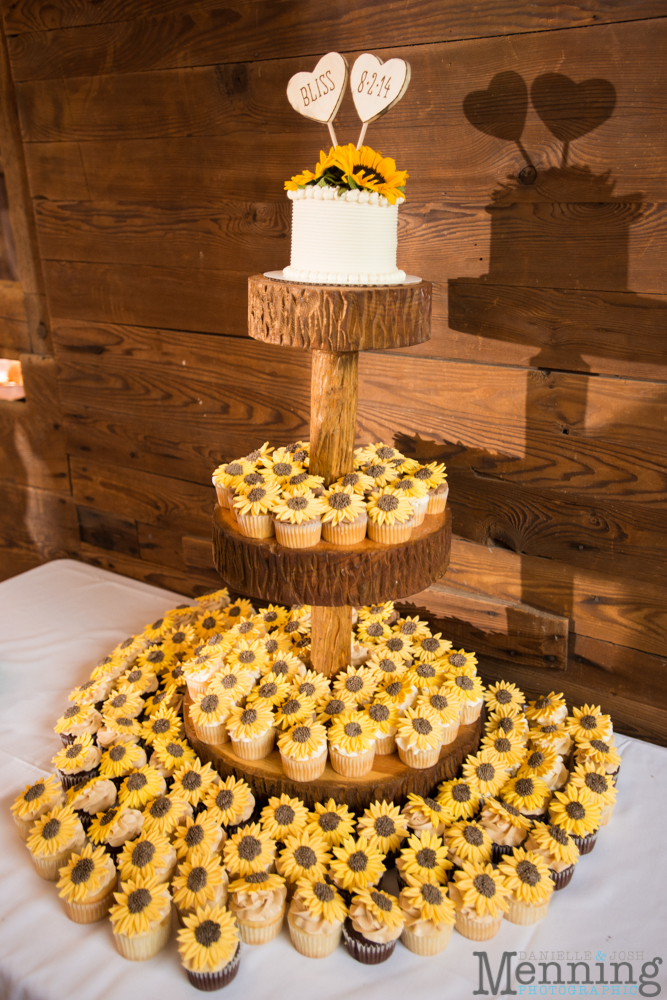 11 Rustic Wedding Cake And Cupcakes With Sunflowers Photo Rustic