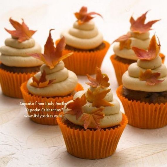 10 Autumn Cup Cakes Photo Fall Leaves Cupcake Autumn Leaf