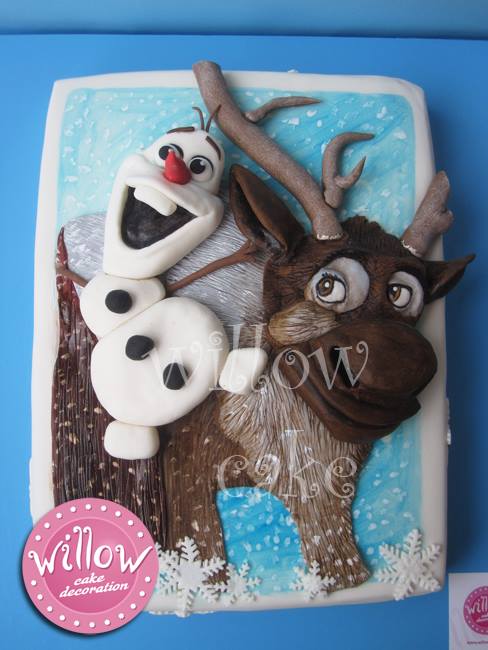 Sven and Olaf Frozen Cake