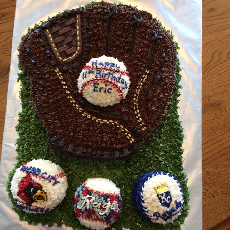 Baseball Cake