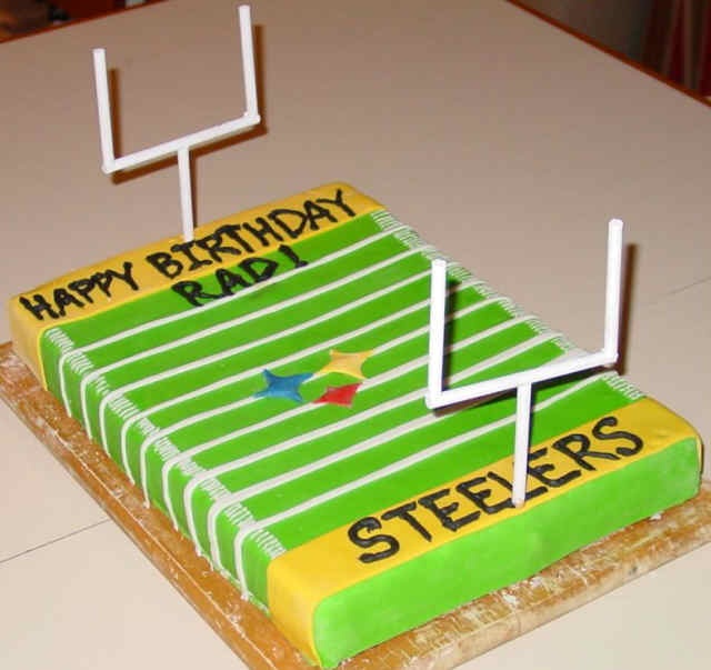 10 Customized Football Field Cakes Photo Oregon Duck Football Cake Football Field Cake And Football Field Sheet Cake Snackncake