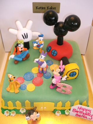 Disney Birthday Cake