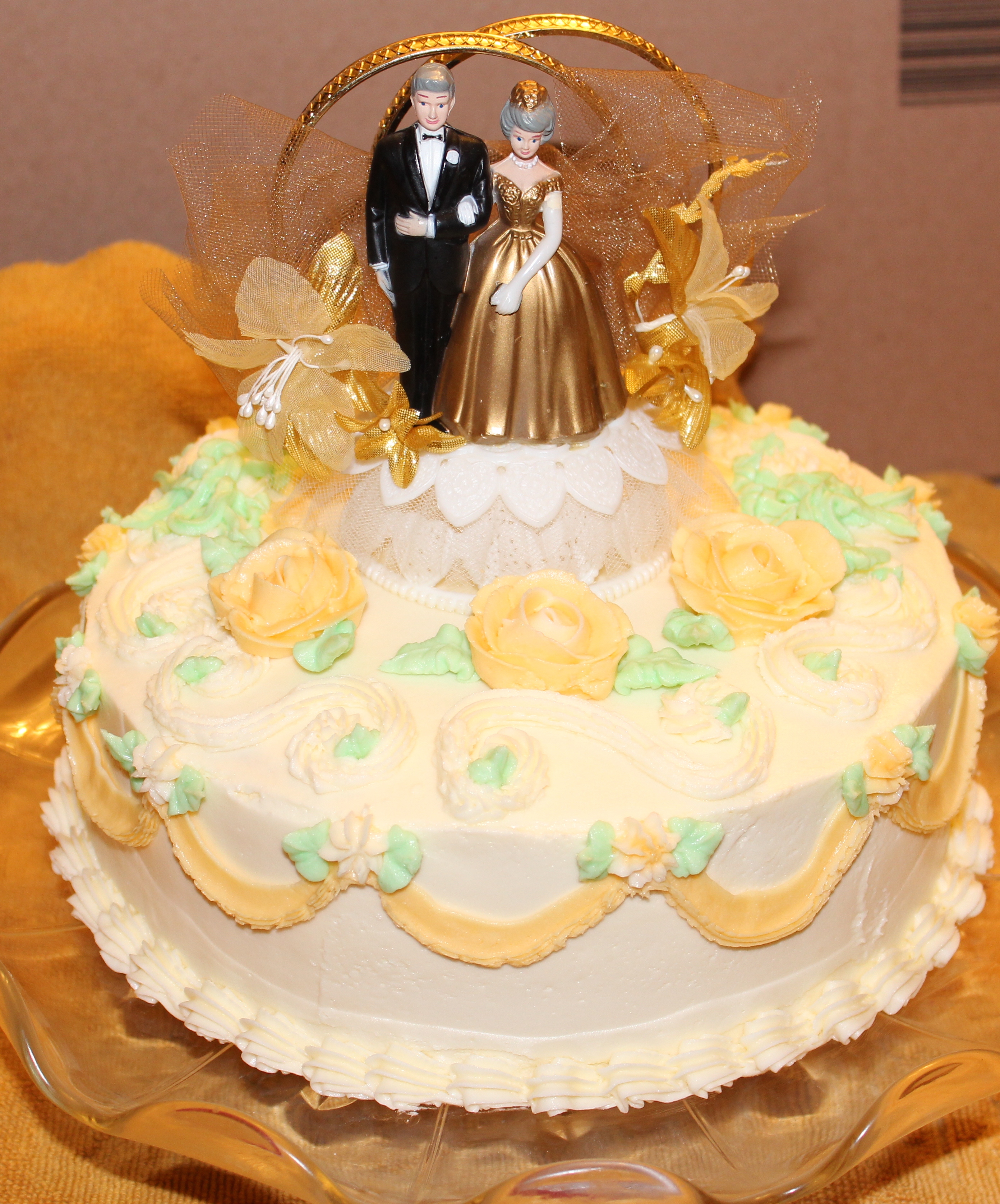 Golden Wedding Anniversary Cake