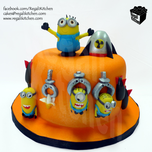 Despicable Me 2 Minion Cake