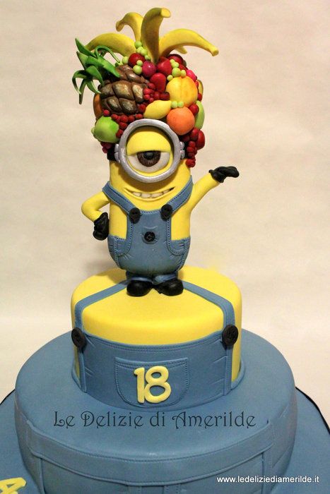 Despicable Me Minion Banana Cake