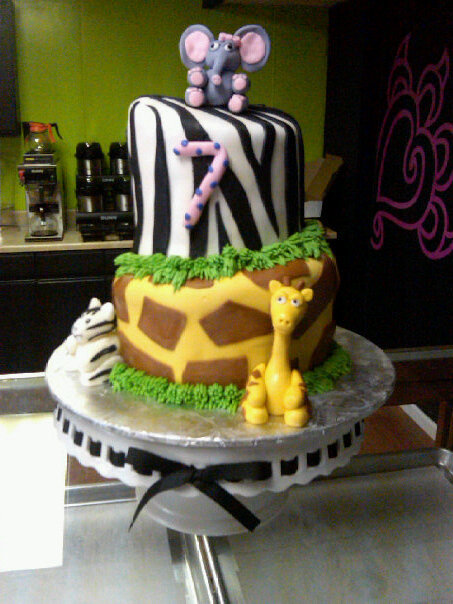 Elephant and Giraffe Theme Birthday Cake