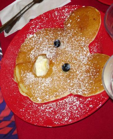 Mickey Mouse Shaped Pancakes