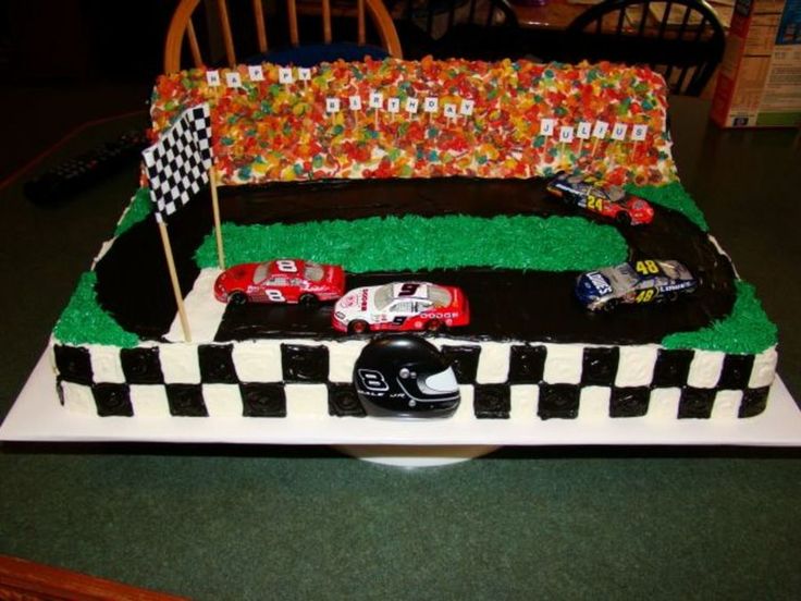 NASCAR Race Track Birthday Cake Ideas