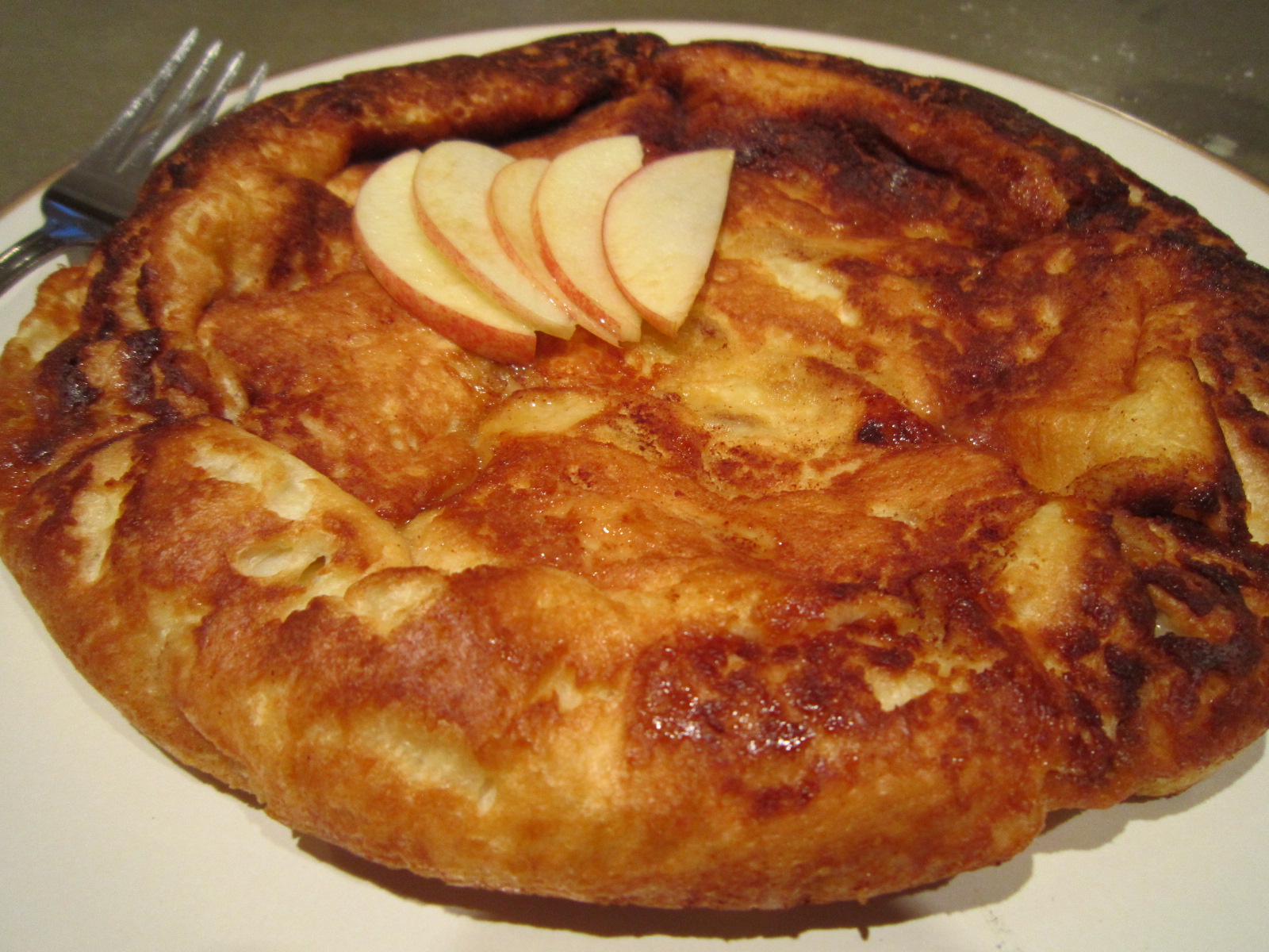 Oven Baked Apple Pancake Recipe