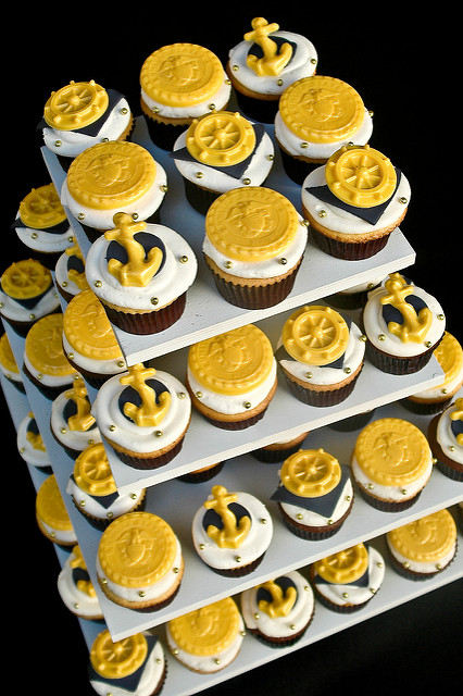 11 Photos of Navy Retirement Cupcakes