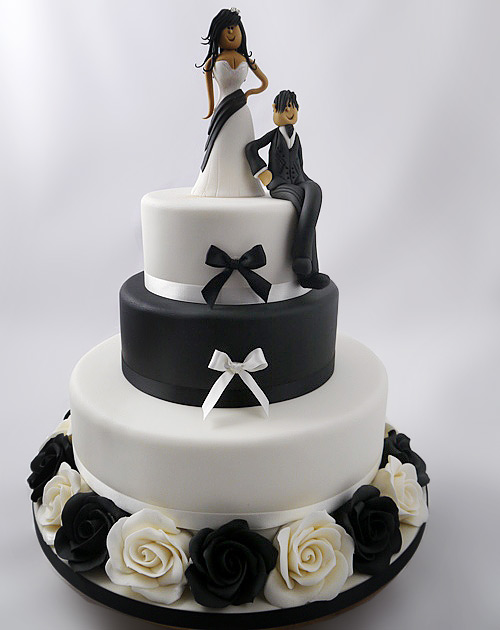 Bride and Groom Wedding Cake