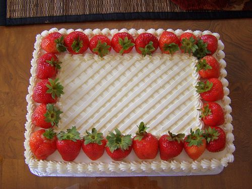 12 Photos of Sheet Cakes Decorated With Strawberries