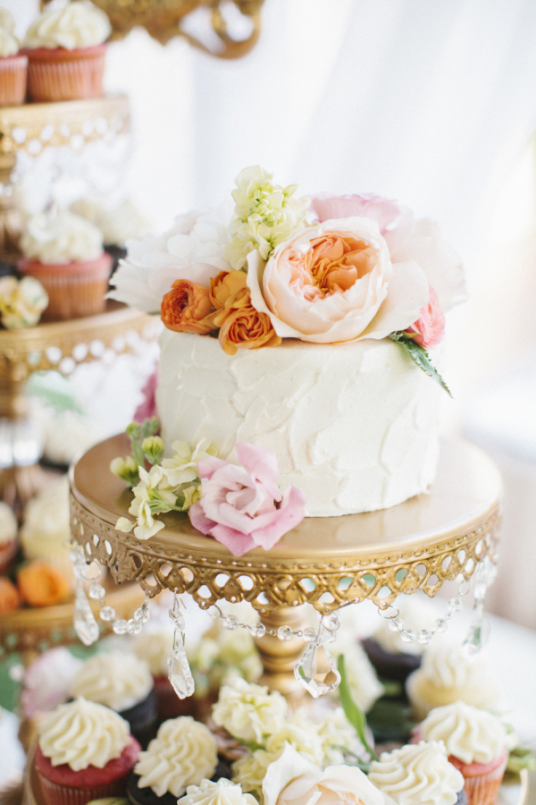 Single Layer Wedding Cake