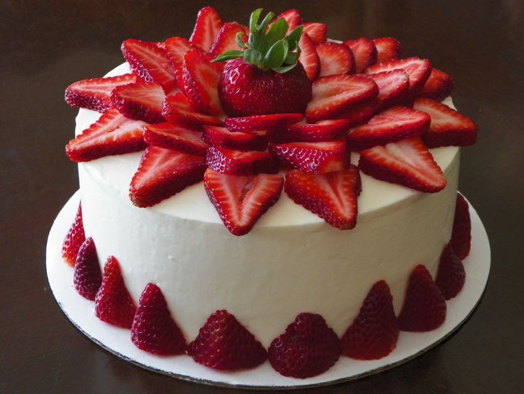 Strawberry Cake Design