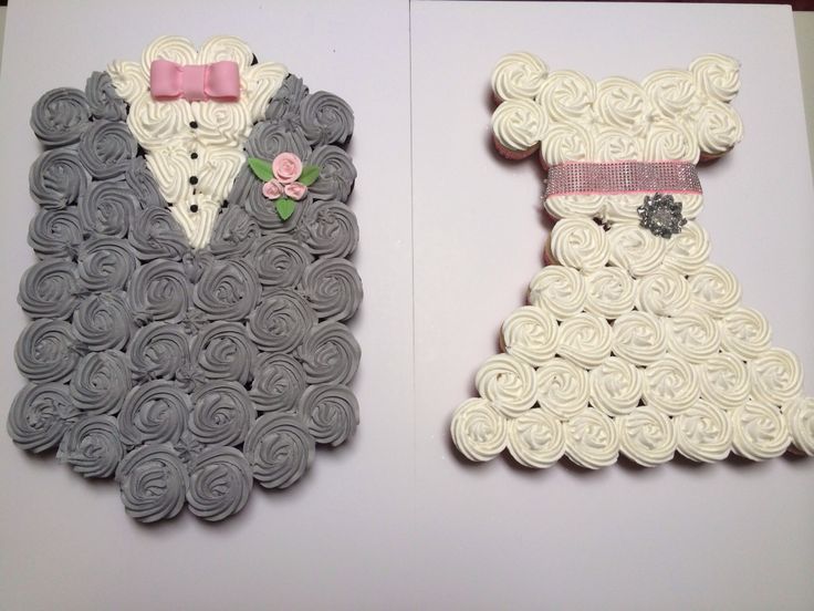 11 Photos of Bride And Groom Pull Away Cupcake Cakes