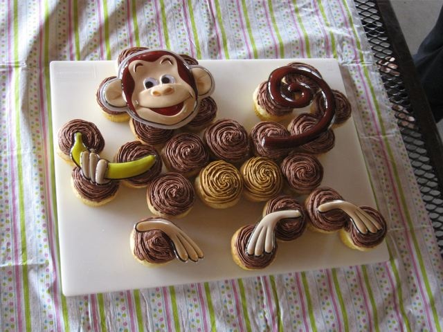 Monkey Cupcake Cake Made Out Of