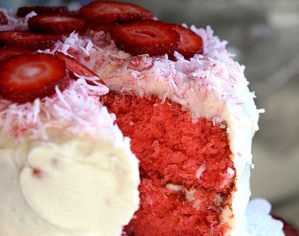 Strawberry Cake with Coconut