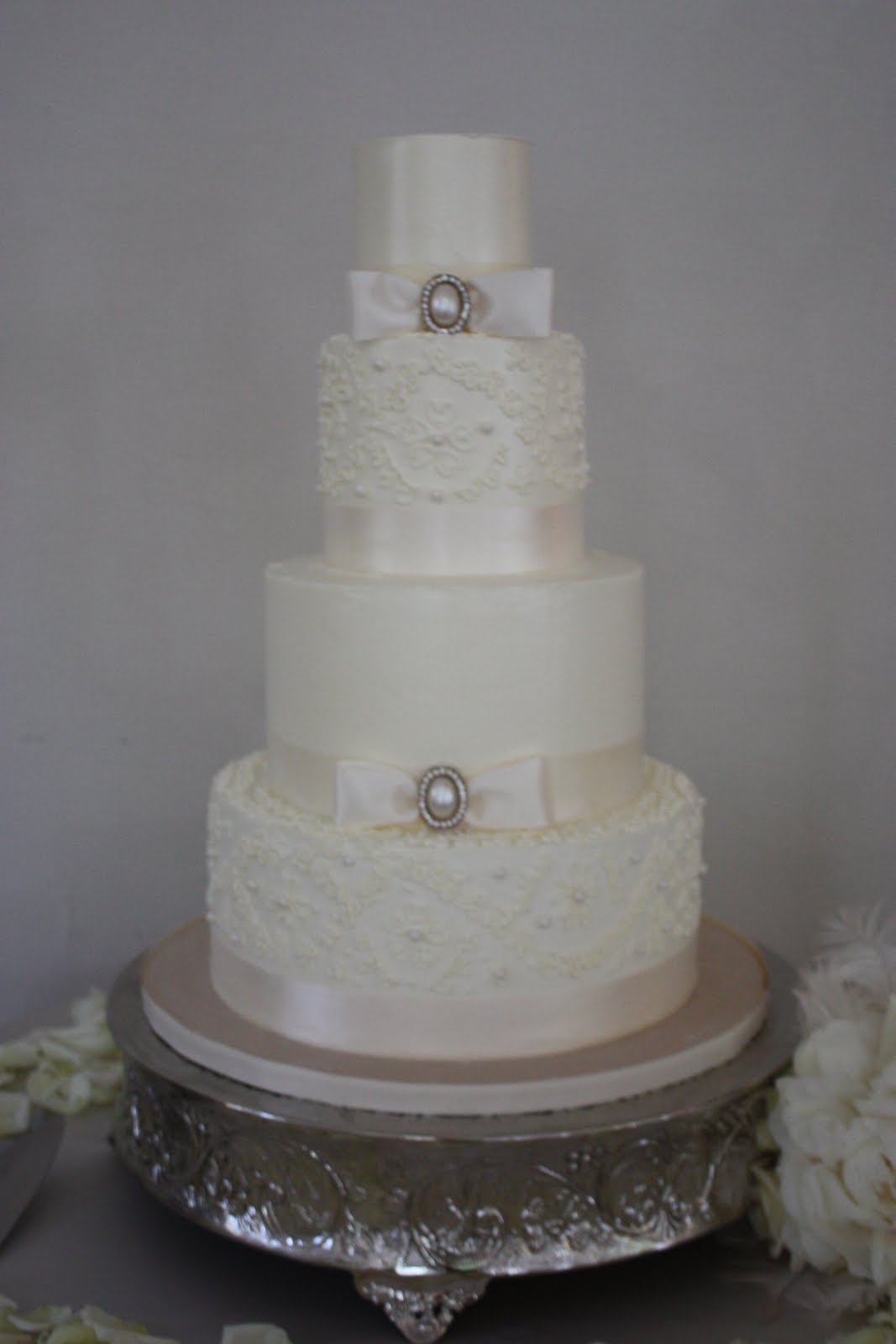 Wedding Cakes with Pearls and Lace