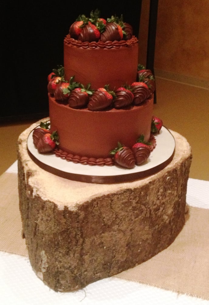 Chocolate Grooms Cake with Strawberries