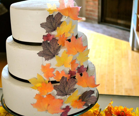 13 Edible Leaves For Fall Wedding Cakes Photo Fall Leaves Cake