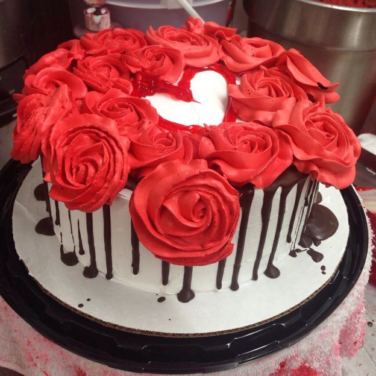 Decorated Red Velvet Birthday Cakes