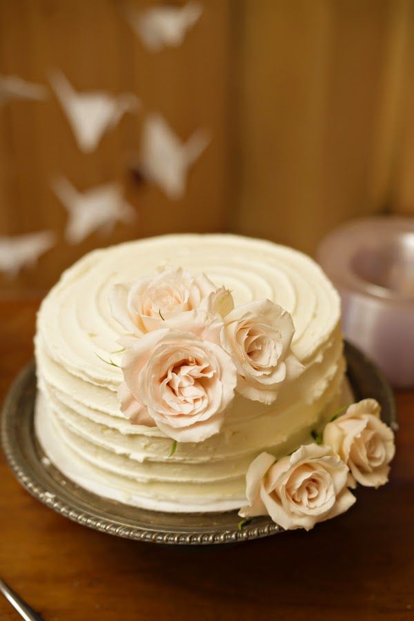 Small One Tier Wedding Cake