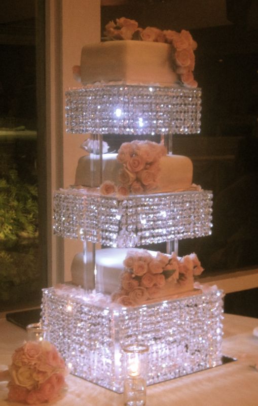 12 Fancy Wedding Cakes That Light Up Photo Diy Crystal Cake