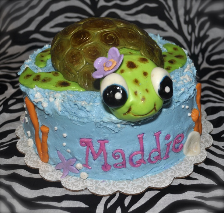 6 Photos of Cakes Decorated With Sea Turtles