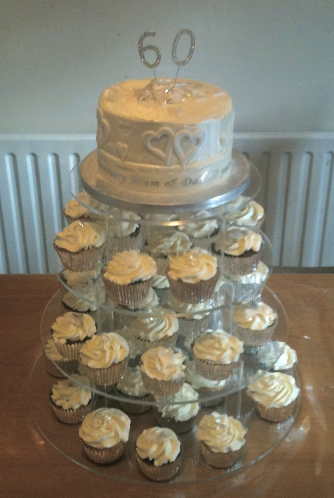 8 Photos of 60th Wedding Anniversary Cupcakes