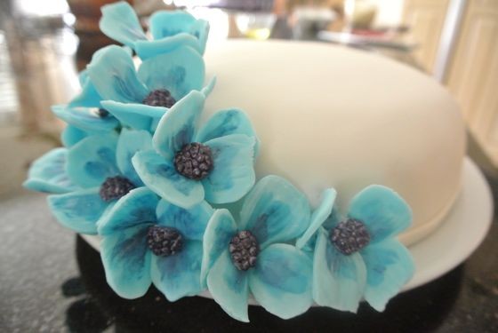 Cake with Fondant Flowers