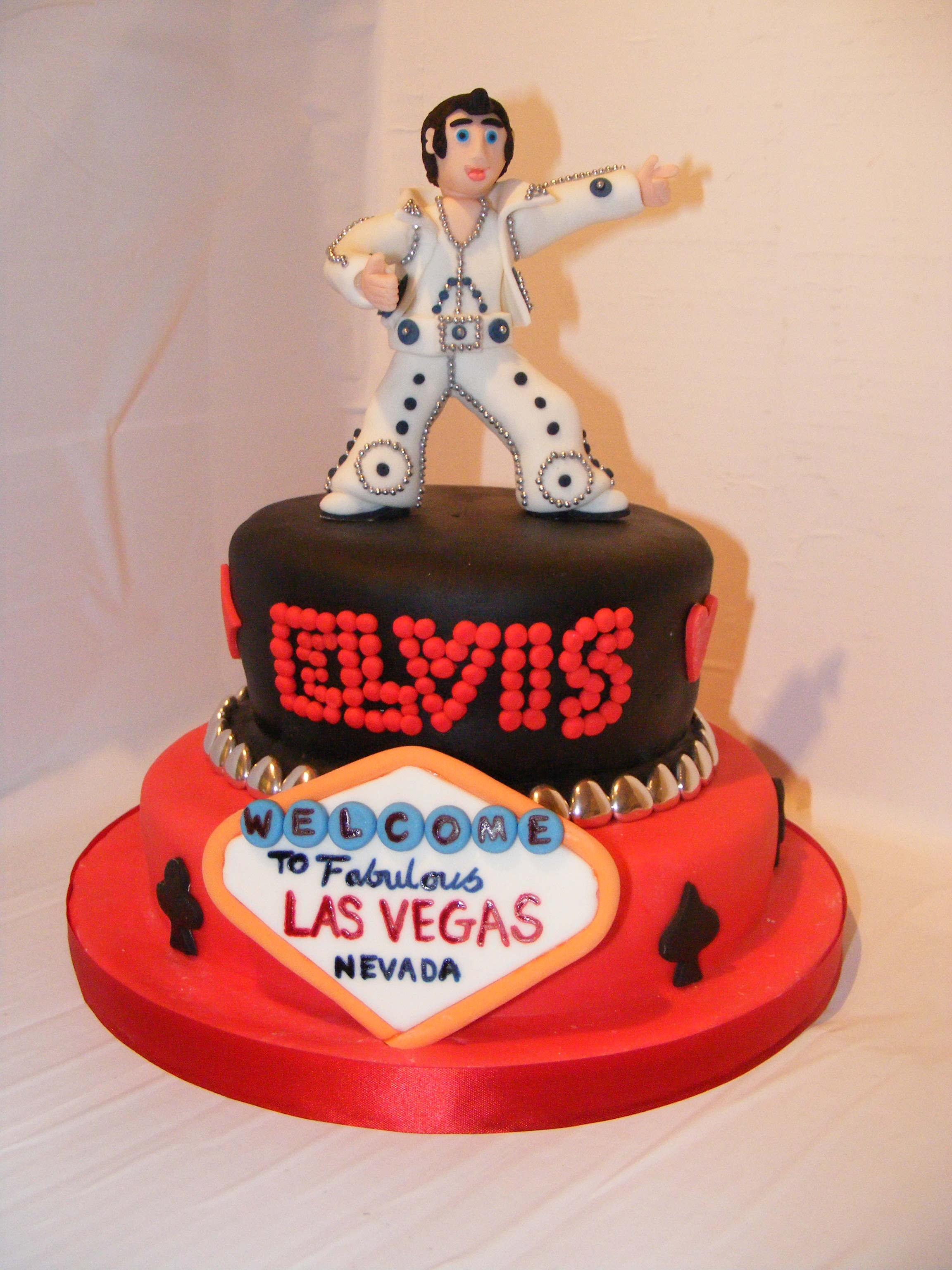 11 Elvis Birthday Cakes 3 Tear Photo Elvis Birthday Cake Elvis