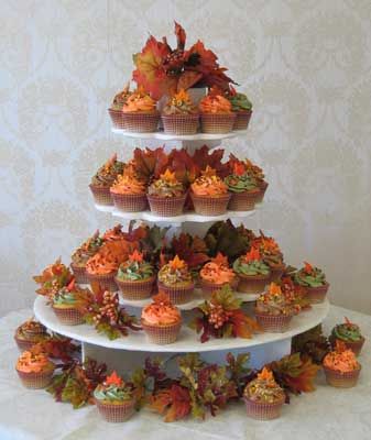 11 Fall Wedding Cake And Cupcakes Display Photo Fall Wedding