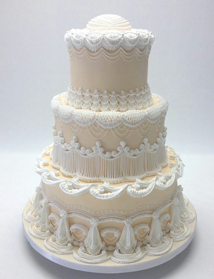 Lambeth Wedding Cake