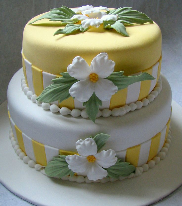 10 Photos of Decorate Cakes Dogwood Flowers