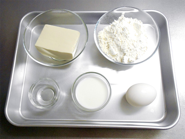 Ingredients to Make Pancakes From Scratch