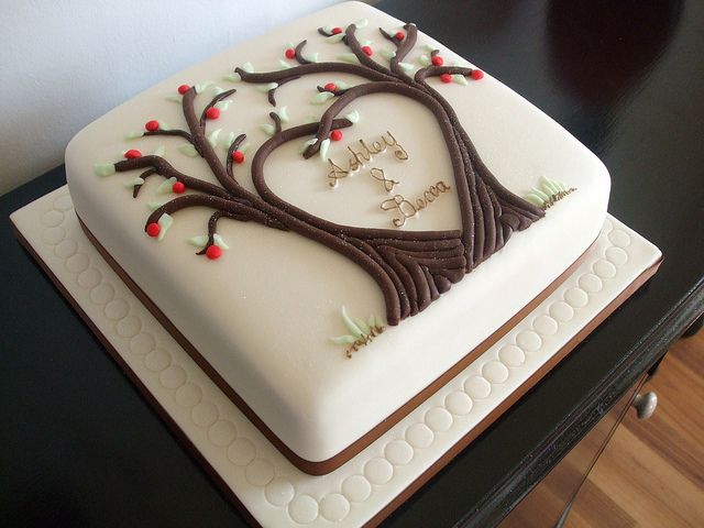 Engagement & Anniversary Cakes