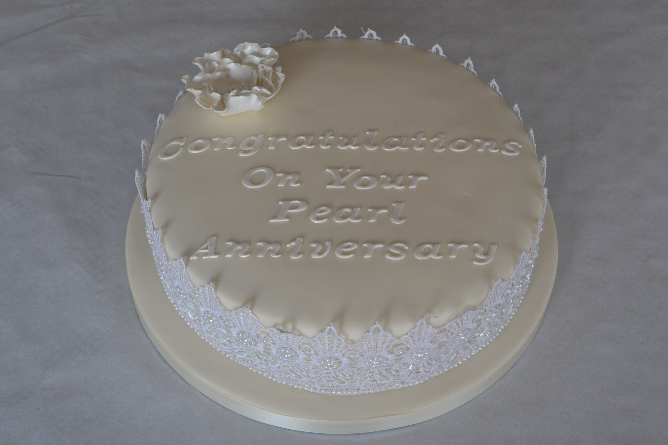 Pearl Anniversary Cake