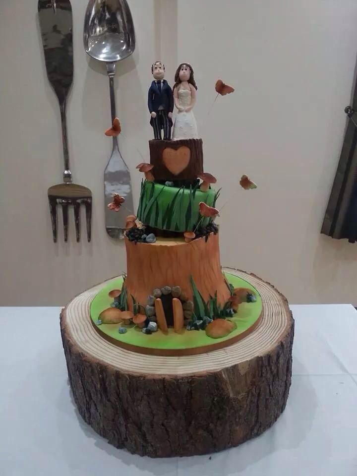 Rustic Tree Wedding Cake