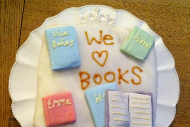 Birthday Cakes That Look Like Books