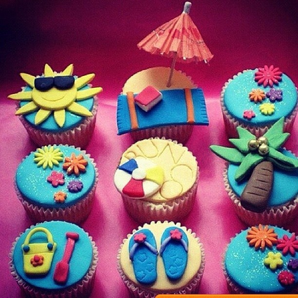 Cute Summer Cupcakes