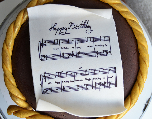 Happy Birthday Music Cake