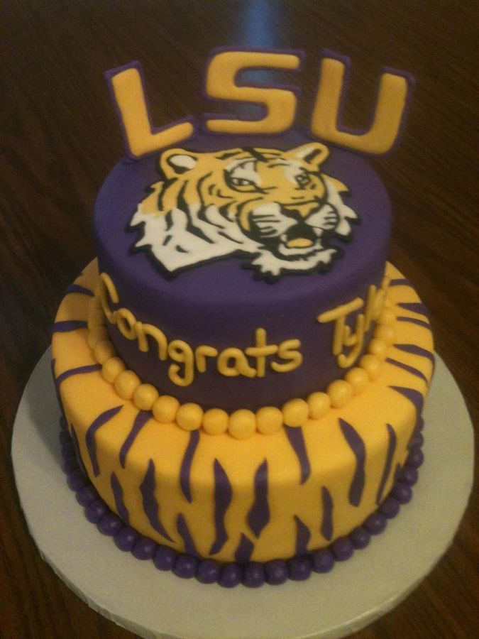 LSU Graduation Cake Ideas