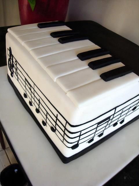 Piano Birthday Cake