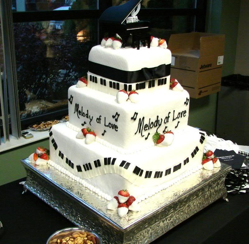 Piano Cake