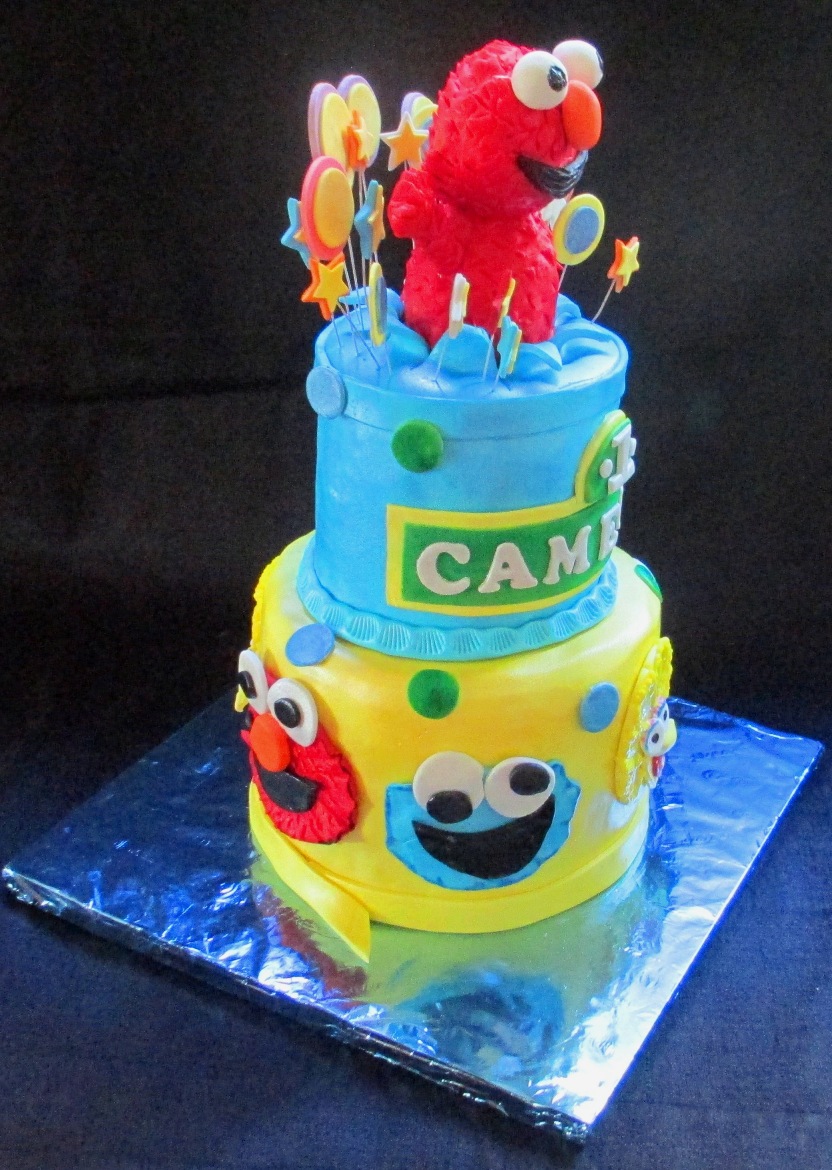 Sesame Street Elmo with Cake